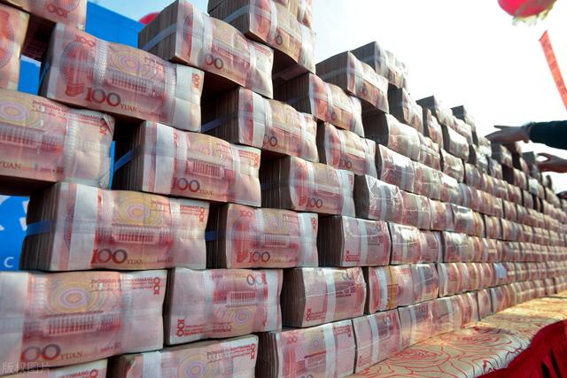 如果我在10年前花2万块钱买比特币<strong></p>
<p>Eth价格</strong>，一直持有到现在，我是不是就发财了？