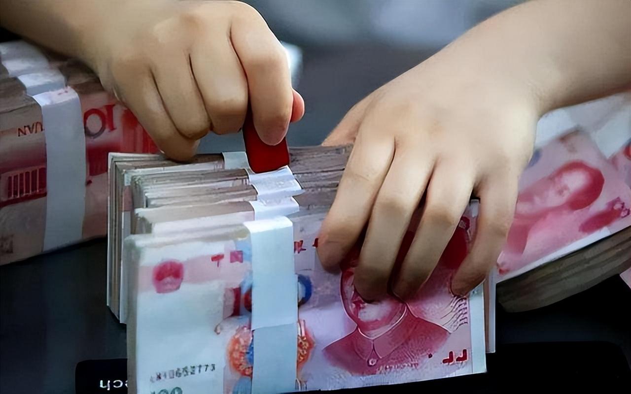 一亿理财收入(一亿理财收入多少钱)