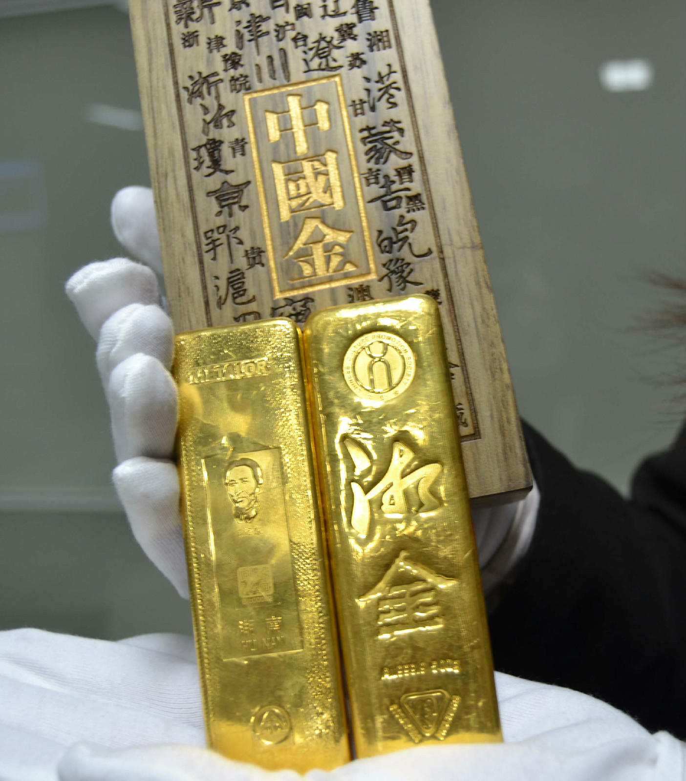 实物贵金属摆放(实物贵金属营销宣传语)